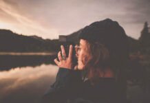 Facebook Now Lets You Log In with a Physical Key